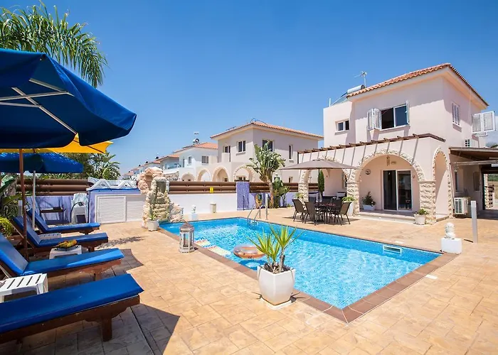 Villa Adamantia