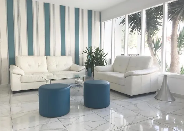 Blue Star Apartments