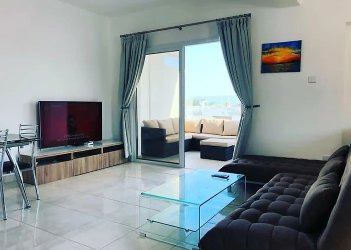 Thomas Apartments
