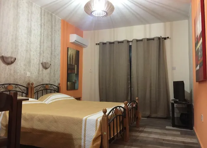 Pomelo Apartments