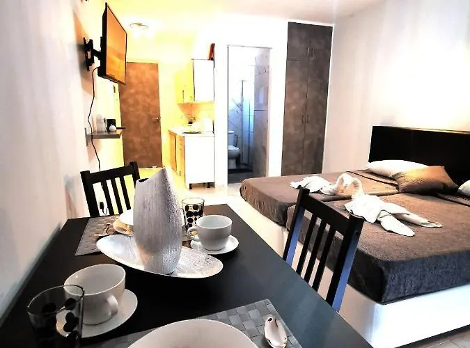 Eleana Apartments