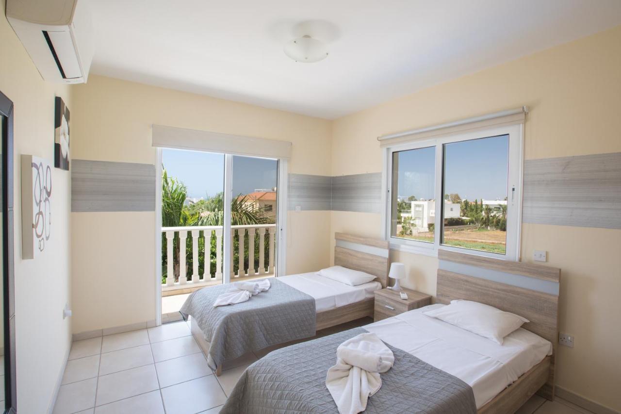 Hara Nissi Villas * Ayia Napa