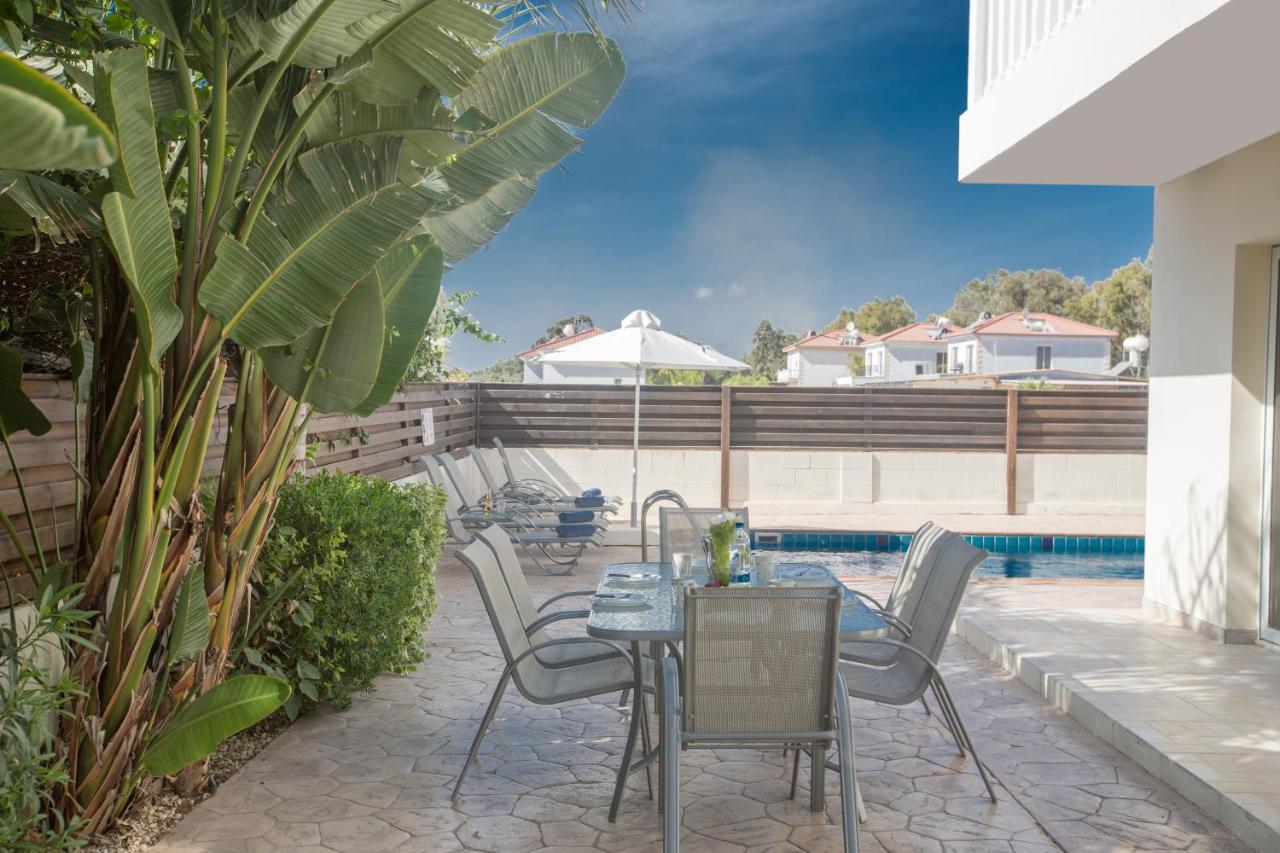 Hara Nissi Villas * Ayia Napa