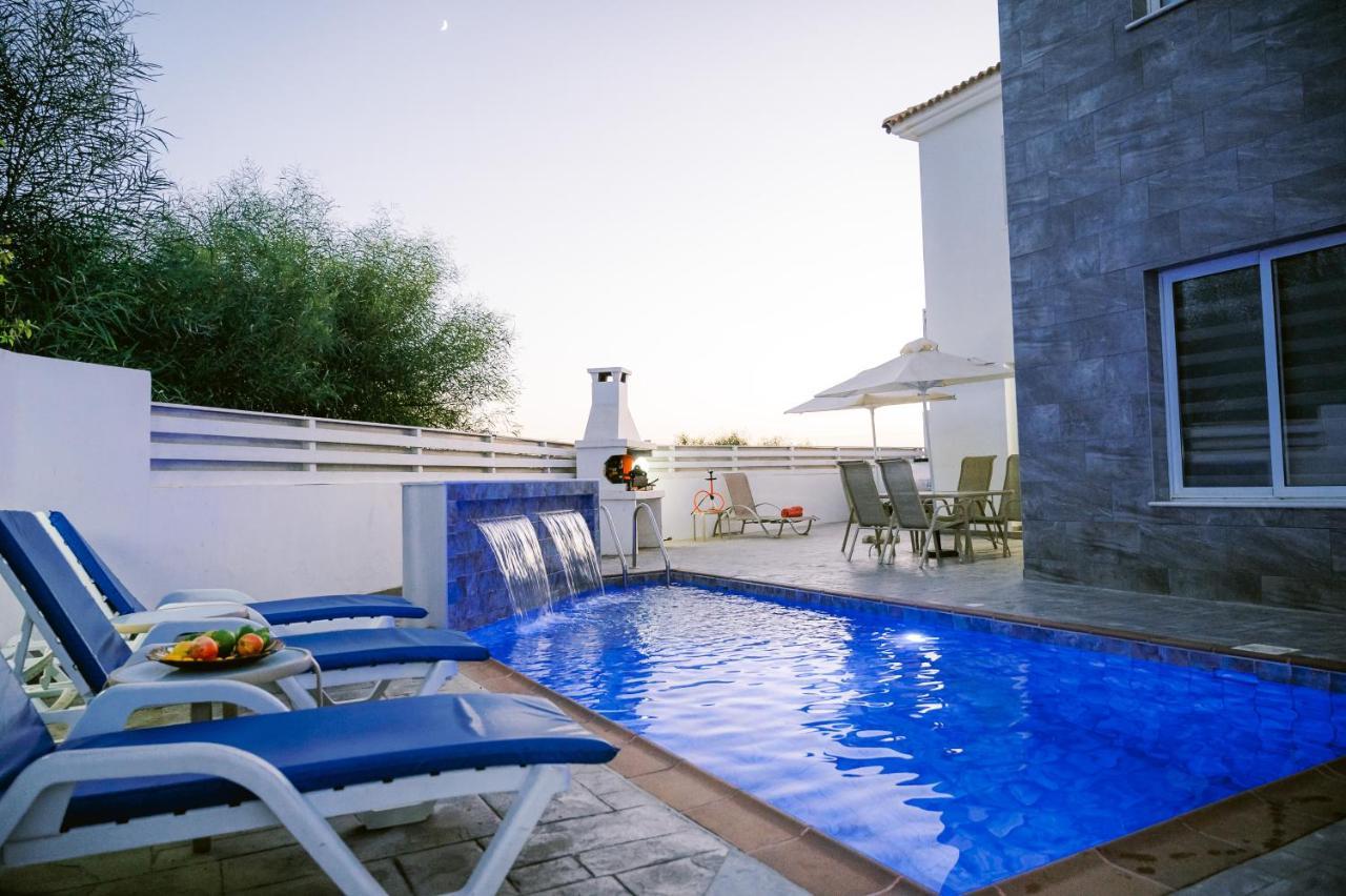 Costa Cornelia Homes Villa *
