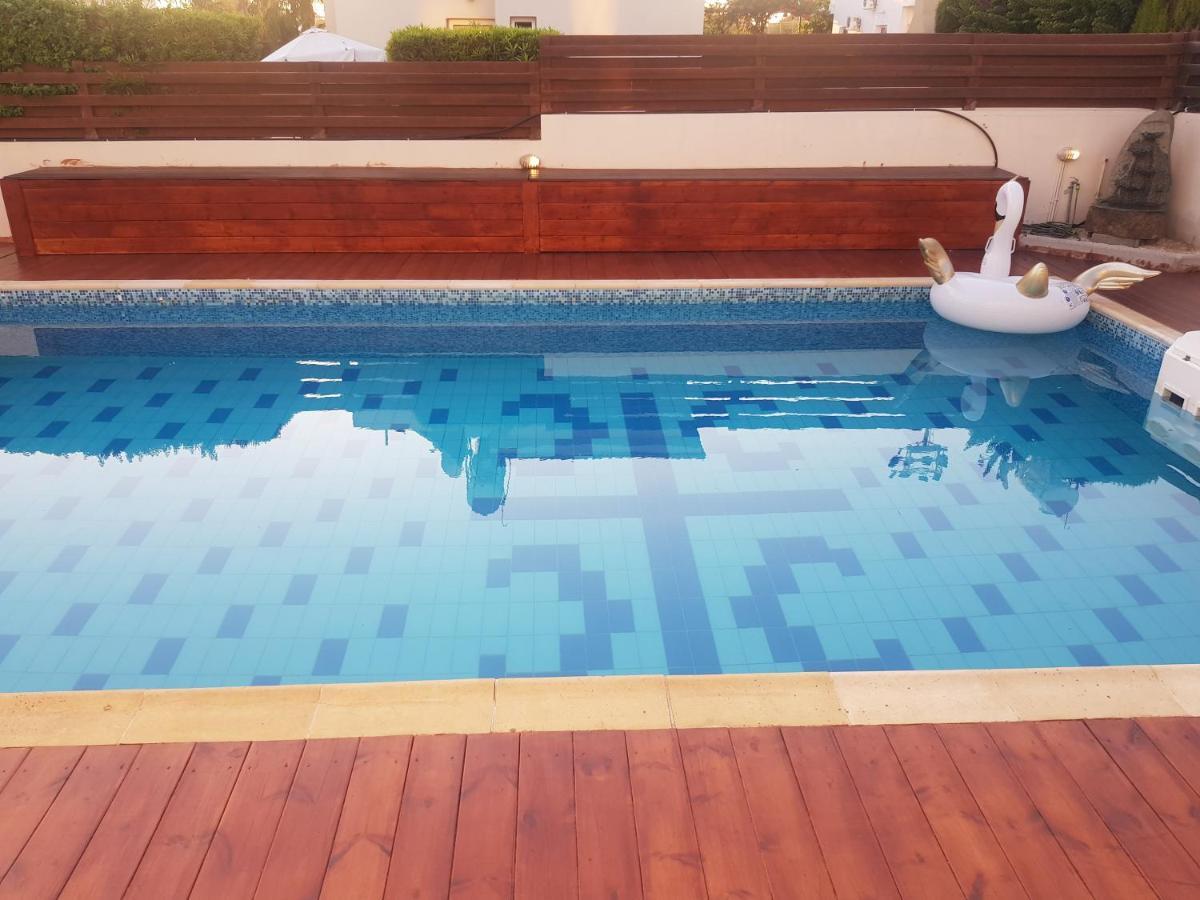 Villa Nissi Luxury *