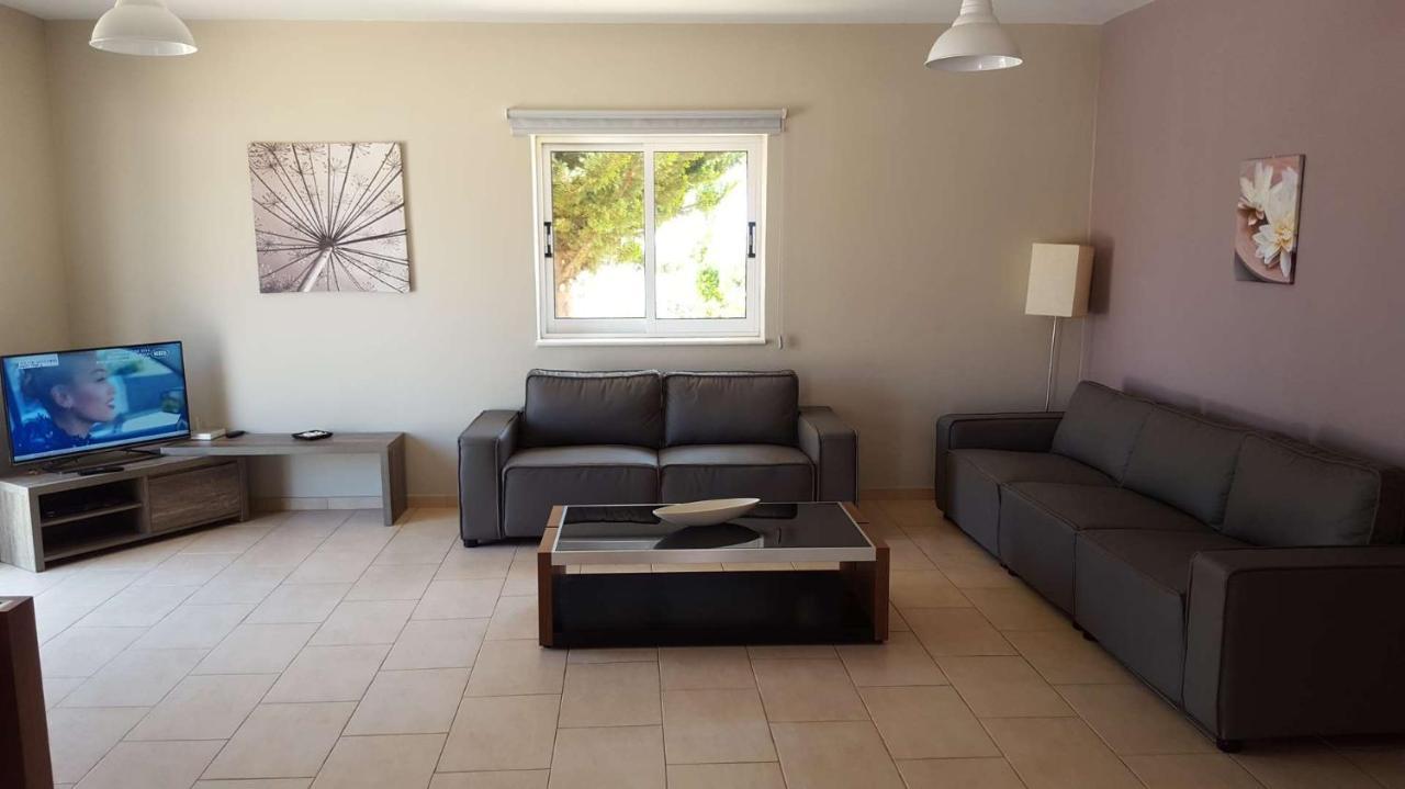 Sunrise Villas 7 Villa *