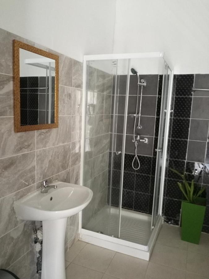 Mersinia Apartment *
