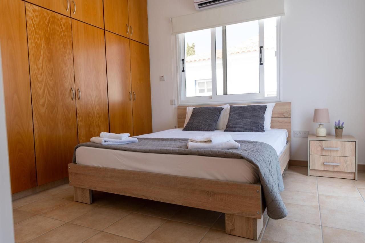Villa Agia Thekla Ekaterina 4 Bdrm