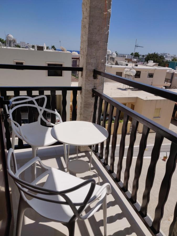 Apartment Elena Court