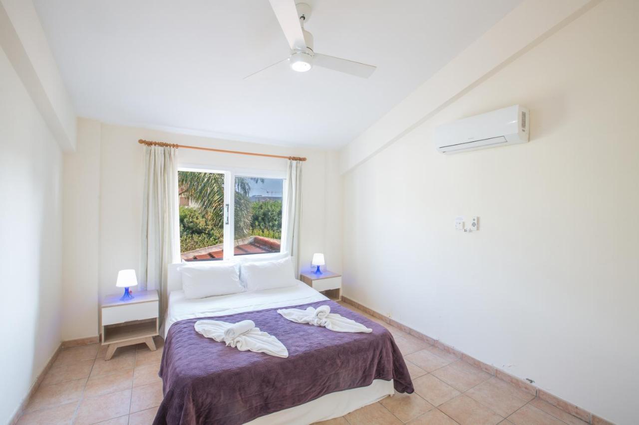 Papaya Royal Villa Ayia Napa