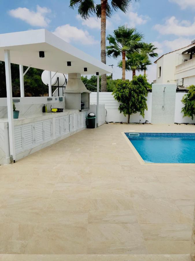 Aphrodite Nissi Villa