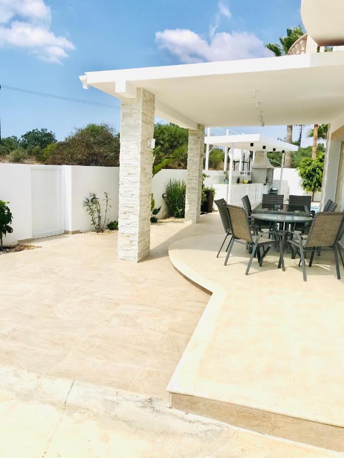 Aphrodite Nissi Villa
