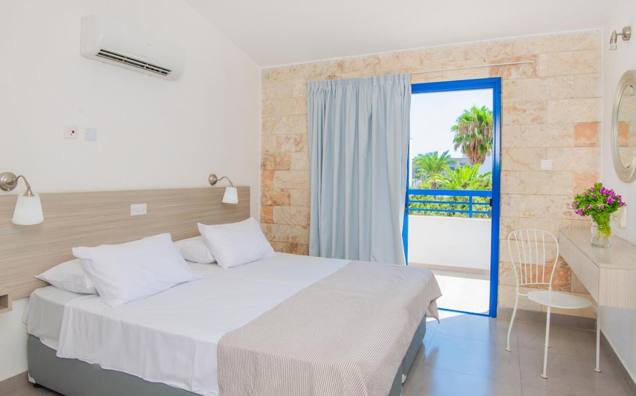 Hotel Atlantica Stavrolia Gardens Ayia Napa