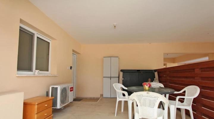 Nissi Golden Sands Family Apartment