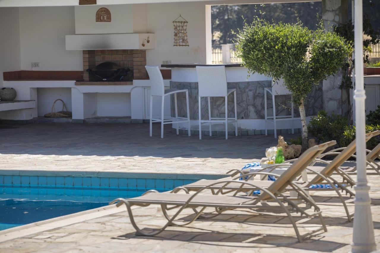 In With A Pool! Ayia Napa