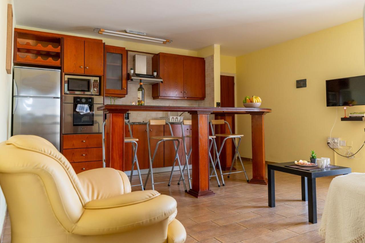 Apartment Gold Feathers Ayia Napa
