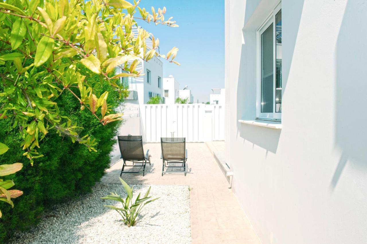Villa Nissini Nero, 3 Bedroom With Private Pool, 5 Min To The Ayia Napa