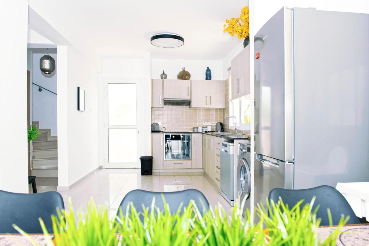 Villa Nissini Nero, 3 Bedroom With Private Pool, 5 Min To The *