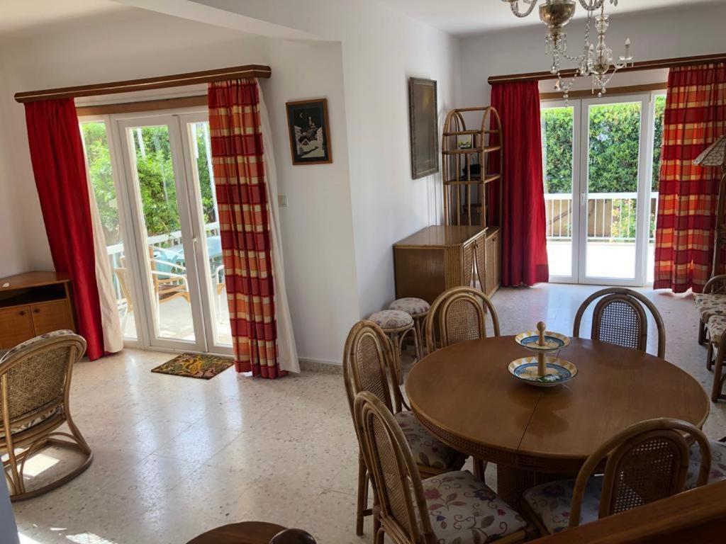Villa Sea Front Natalia Ayia Napa