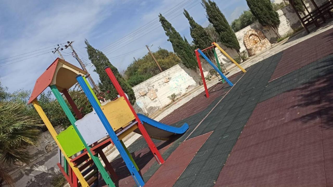 Holidays In Cyprus Apartment *