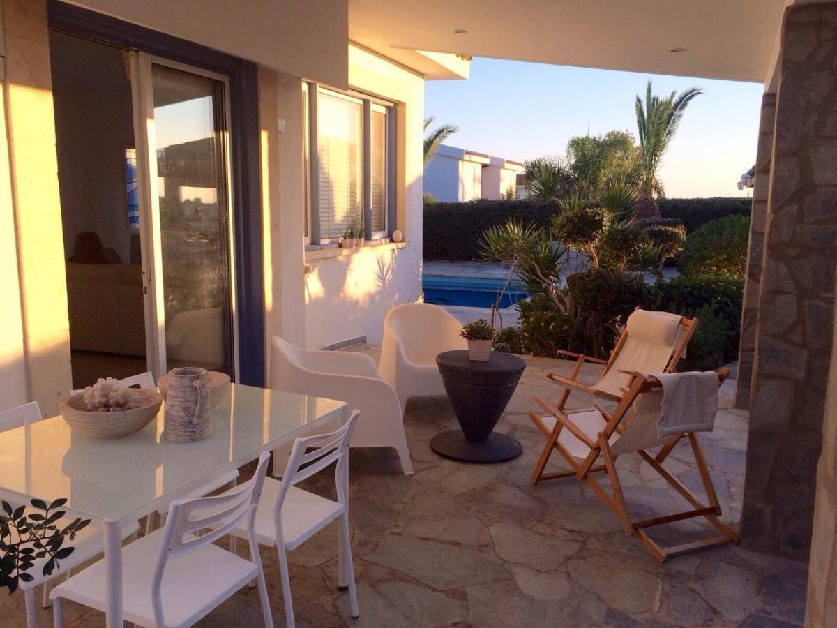 Villa In With A Pool! *