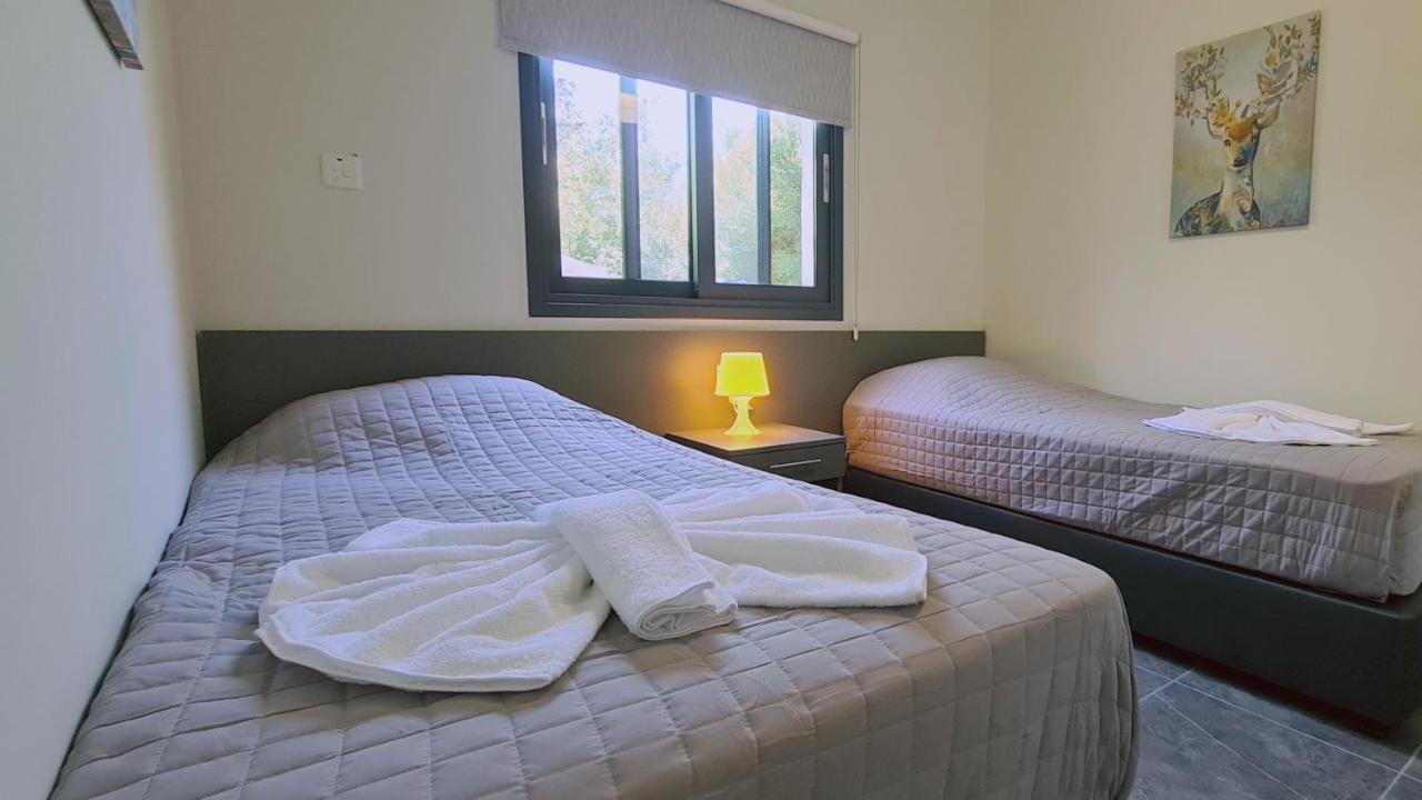 Apartment Nissi Twins Apts *