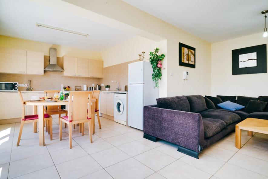 Callie Apartment *