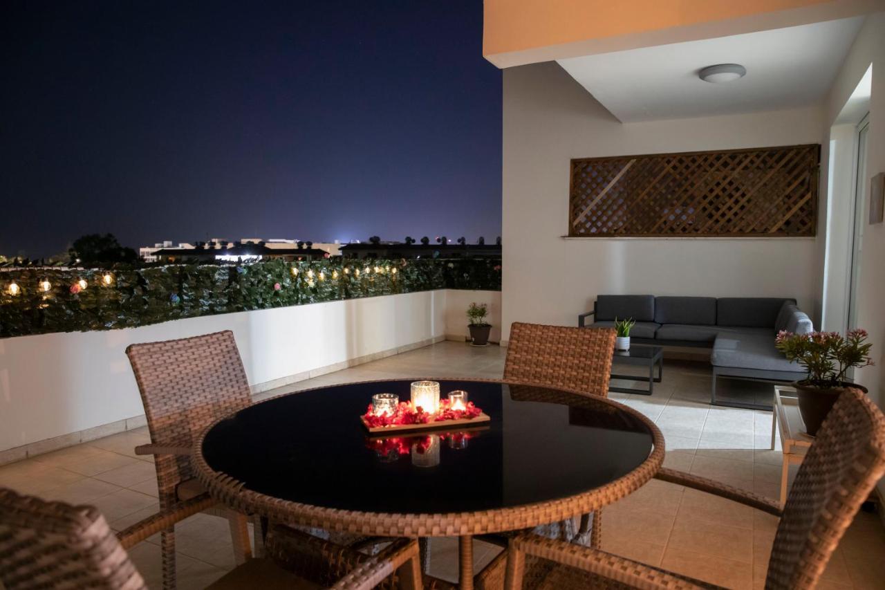 Apartamento Marcelia Napa Suites *