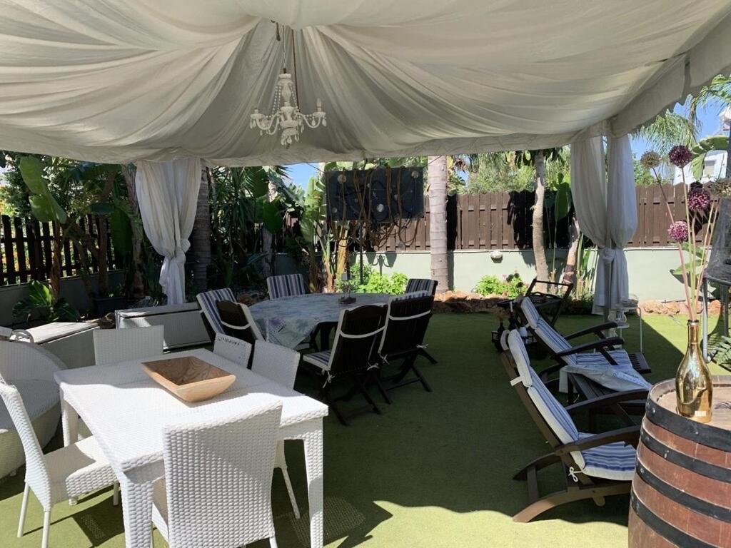 Unique Luxurious *