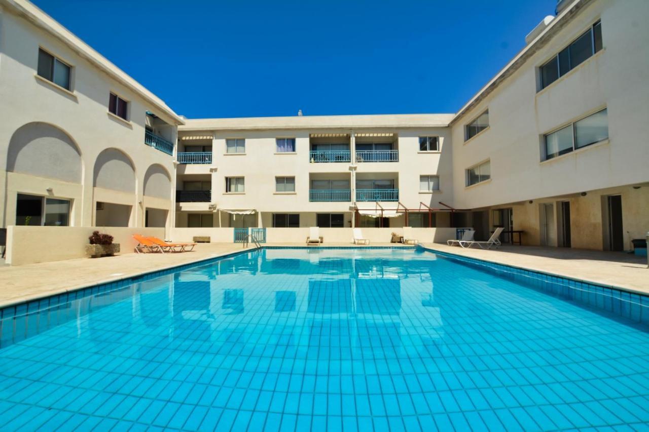 Apartment Myhome Delux, 3 Bedroom With Pool