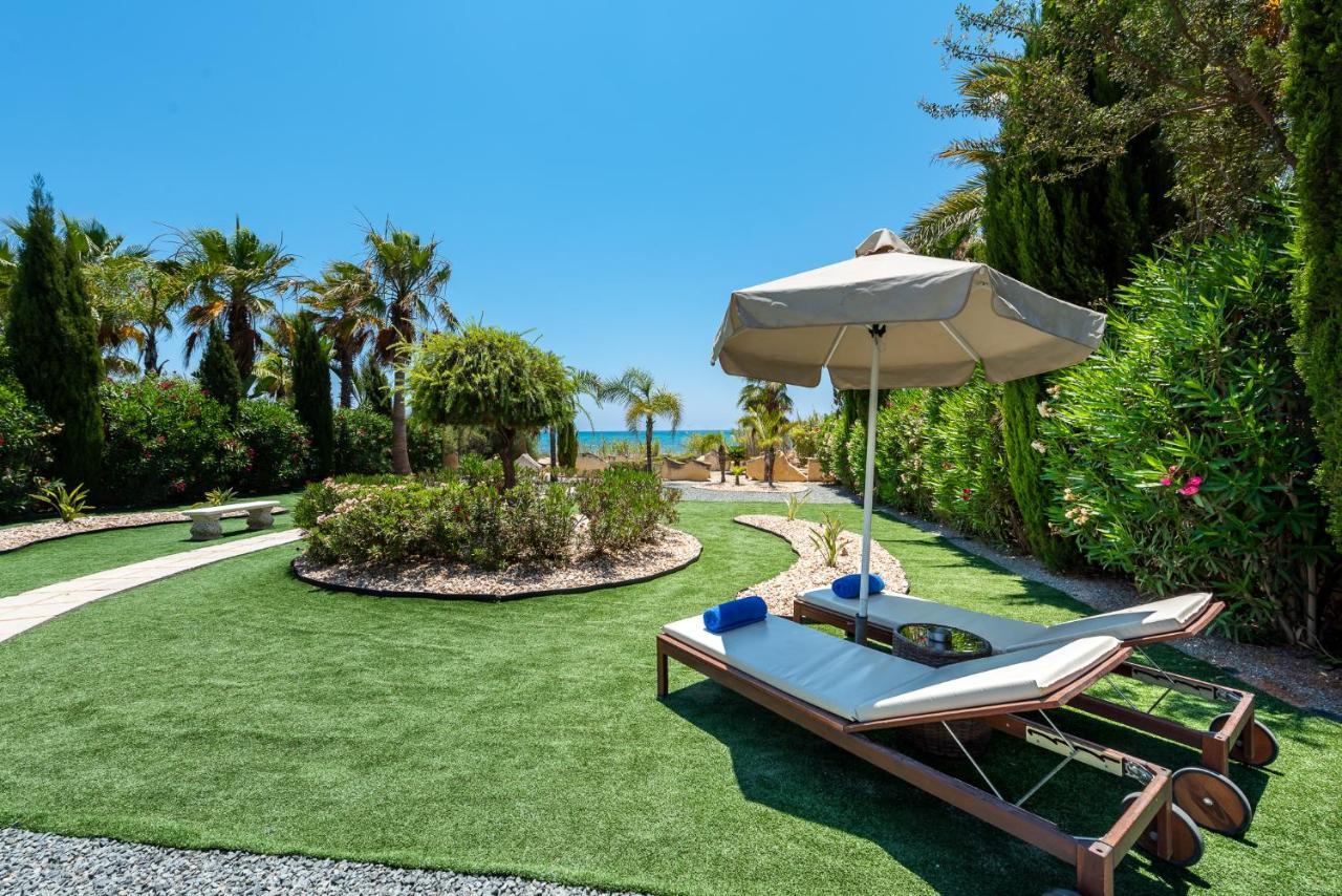 Villa Sea Front Costa Blu By Ezoria