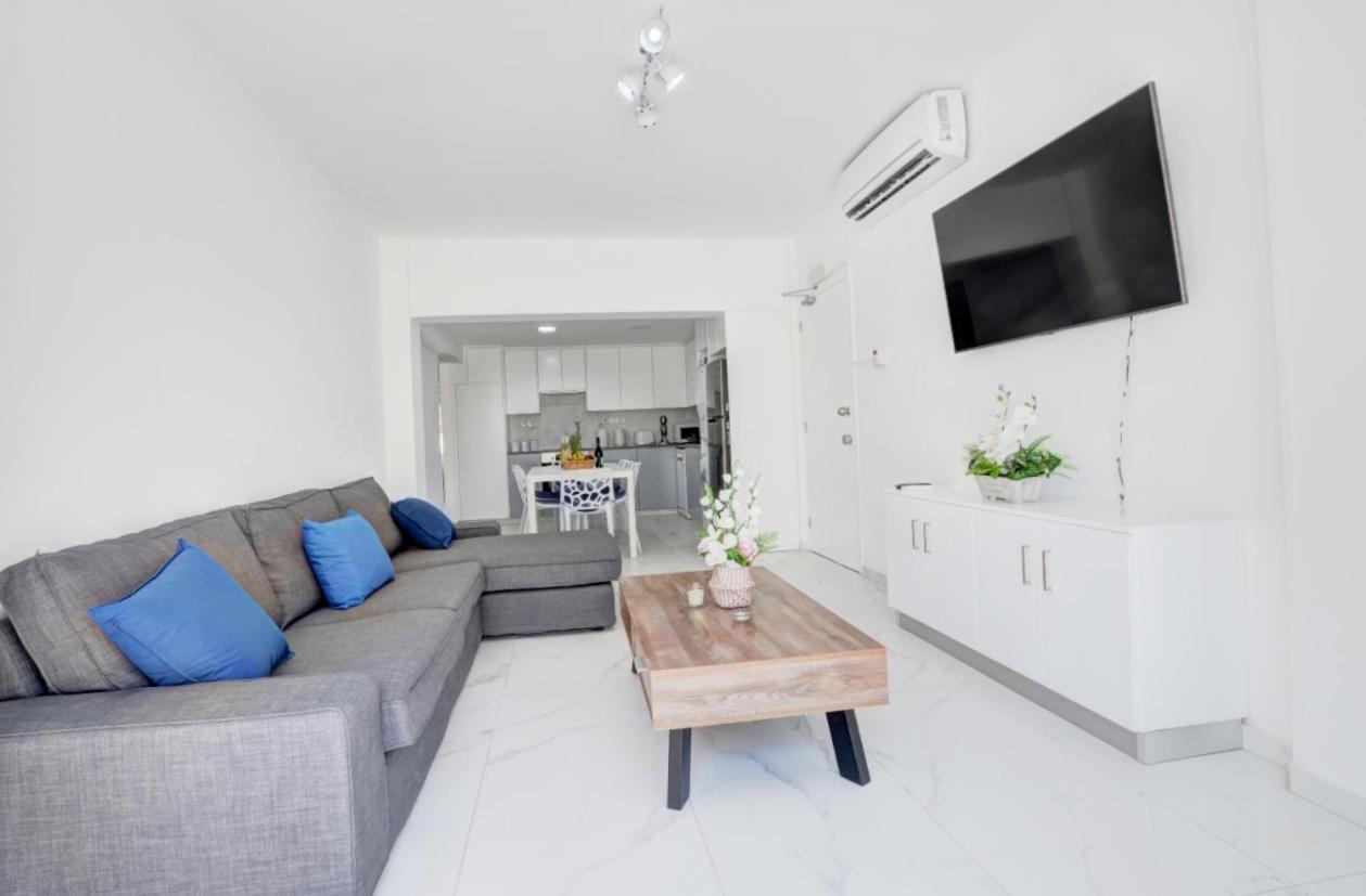 Apartment Myhome Delux, 3 Bedroom With Pool Ayia Napa