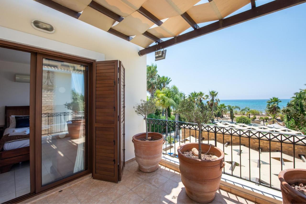 Sea Front Costa Blu By Ezoria