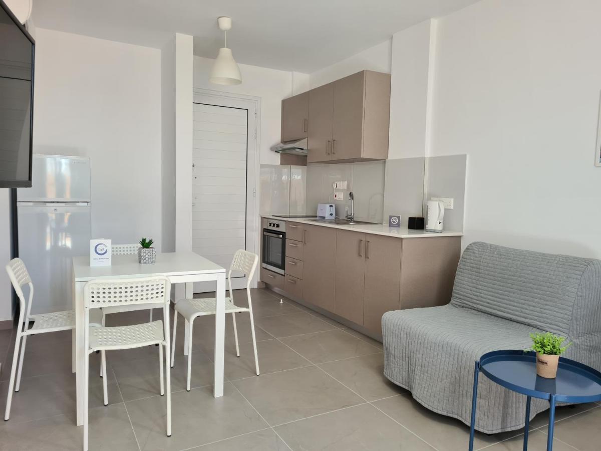Tefkrou Anthia 9 Apts Apartamento