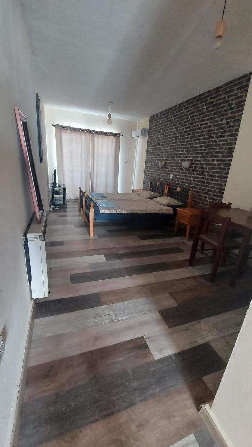 Pomelo Apartment