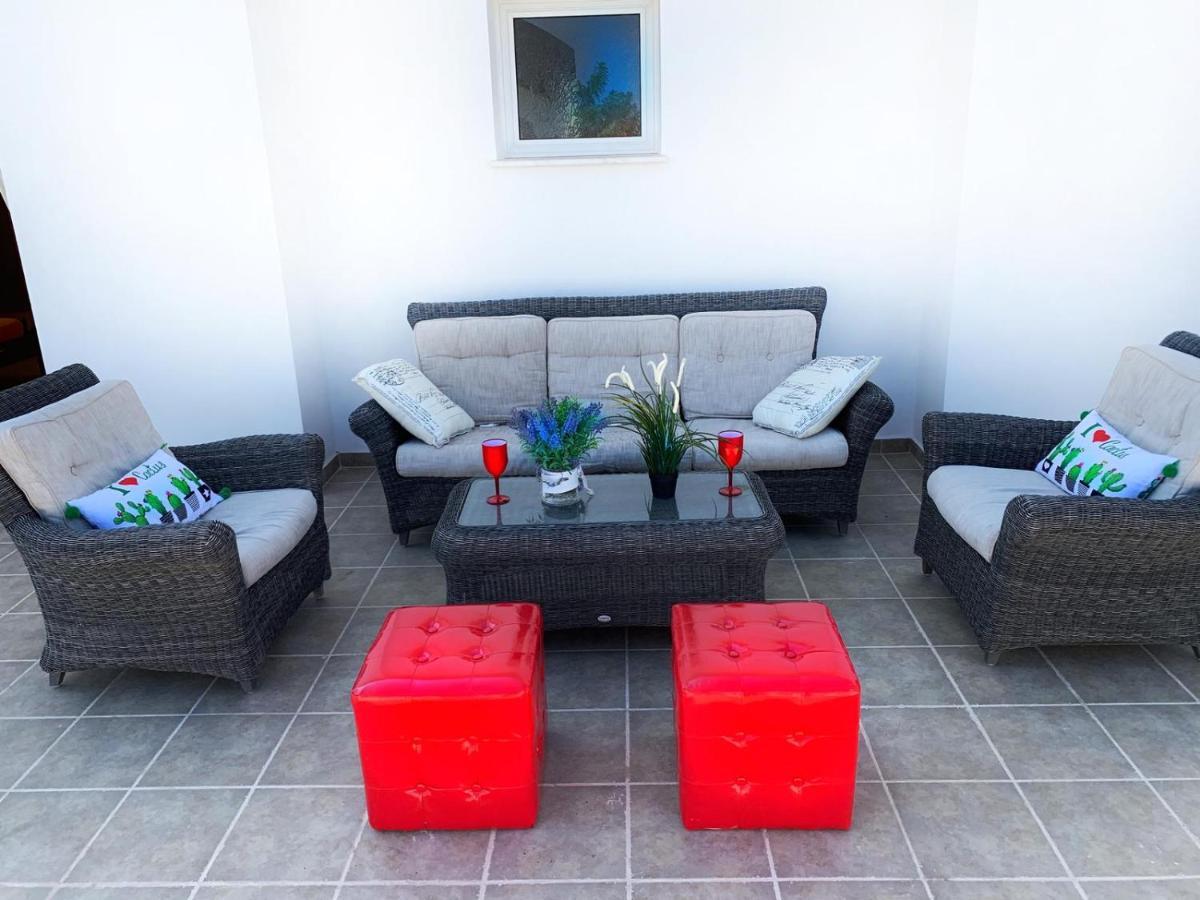 Villa Carilisto Big 4 Bedrooms In Center Of Ayia Napa