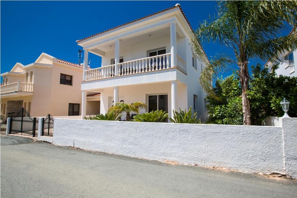 Villa Carilisto Big 4 Bedrooms In Center Of *