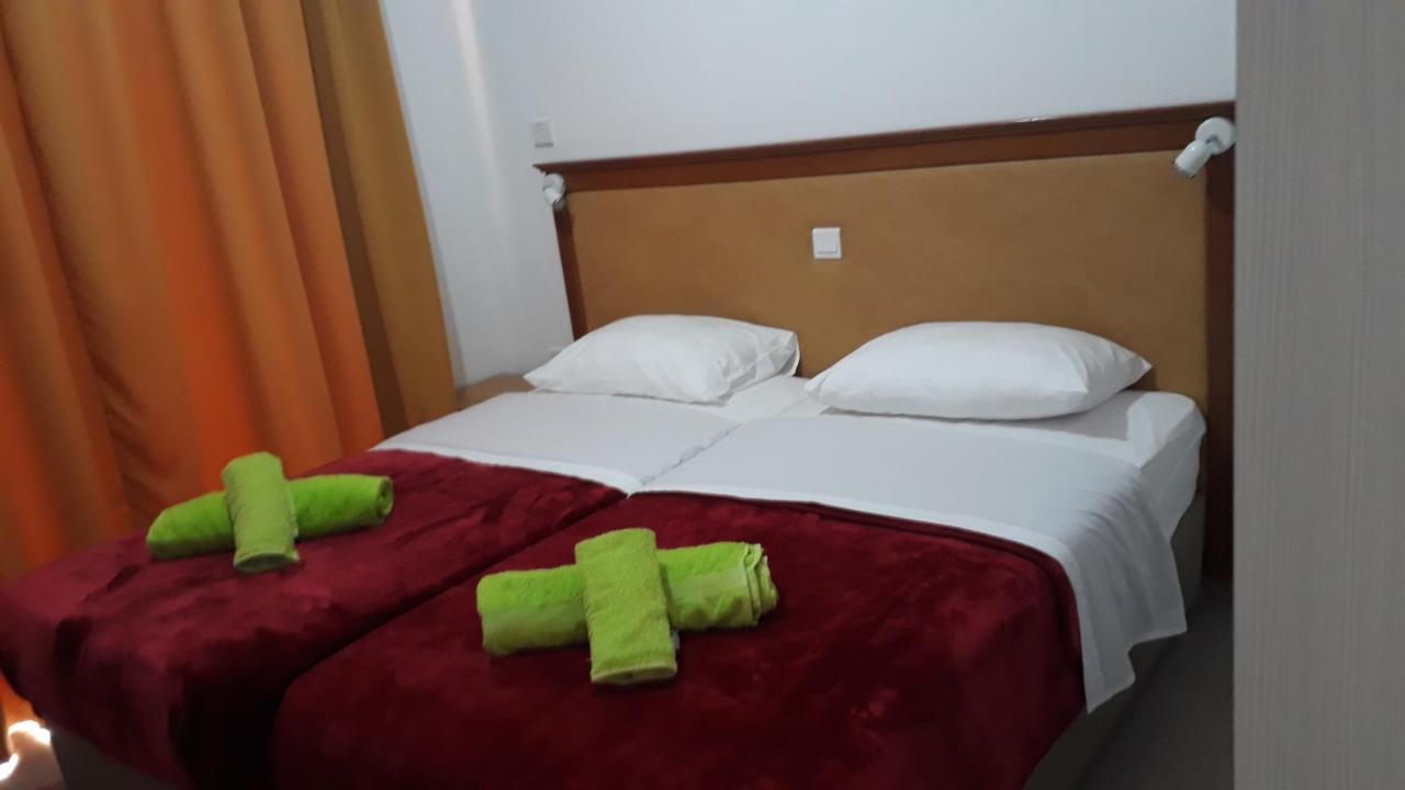 Nissi 3 Bedroom *