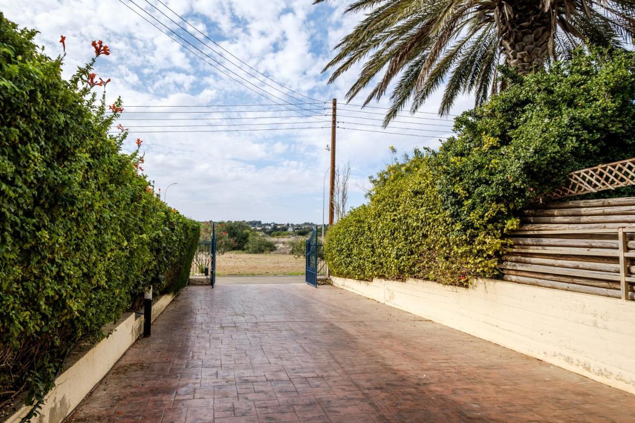 Anastel 2 Villa