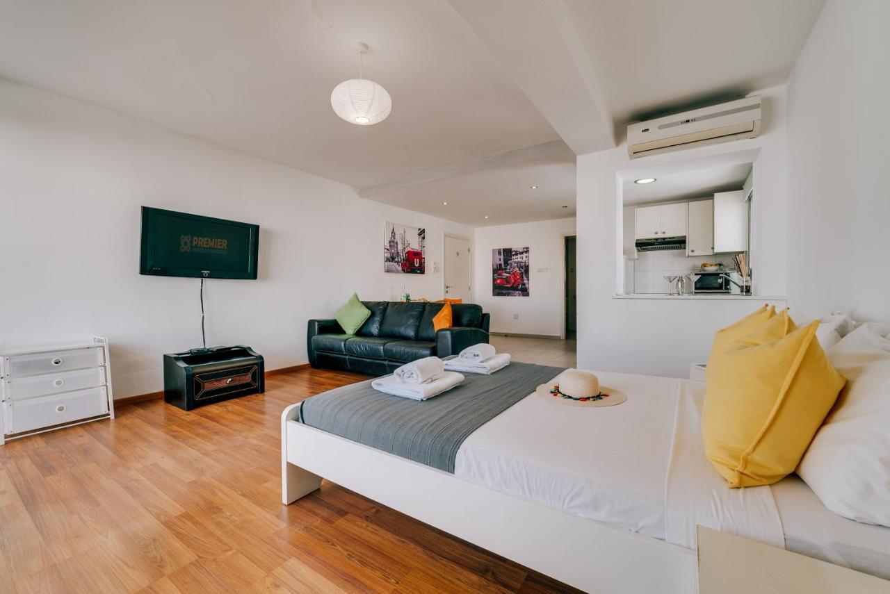 Napa Blue Apartment