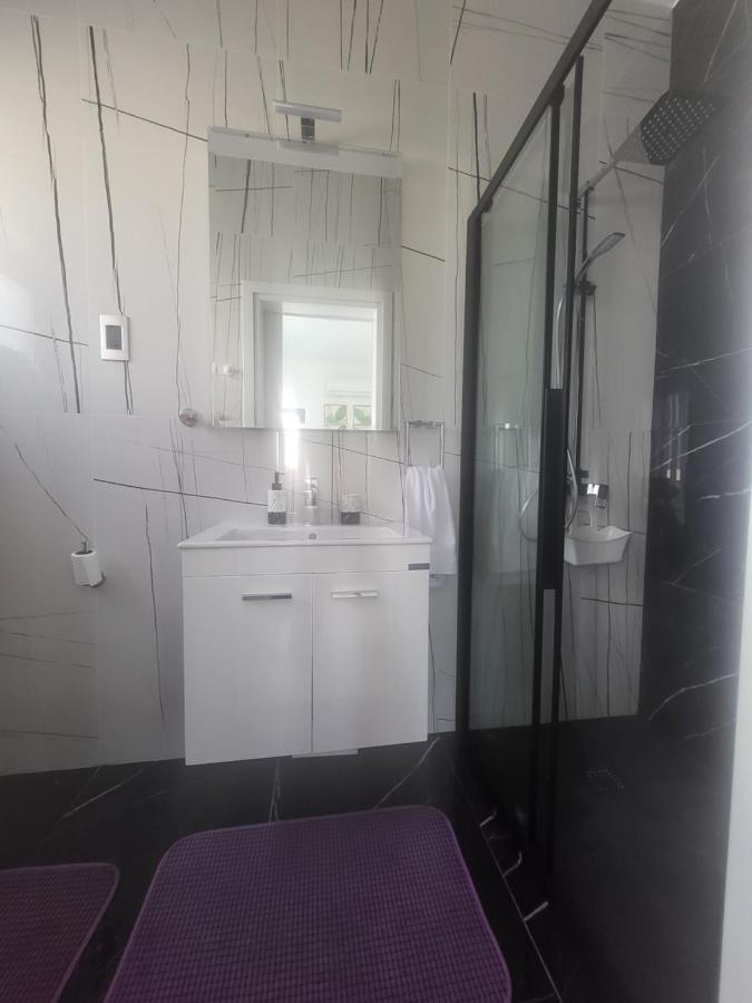 A-luxury Wellness Sea