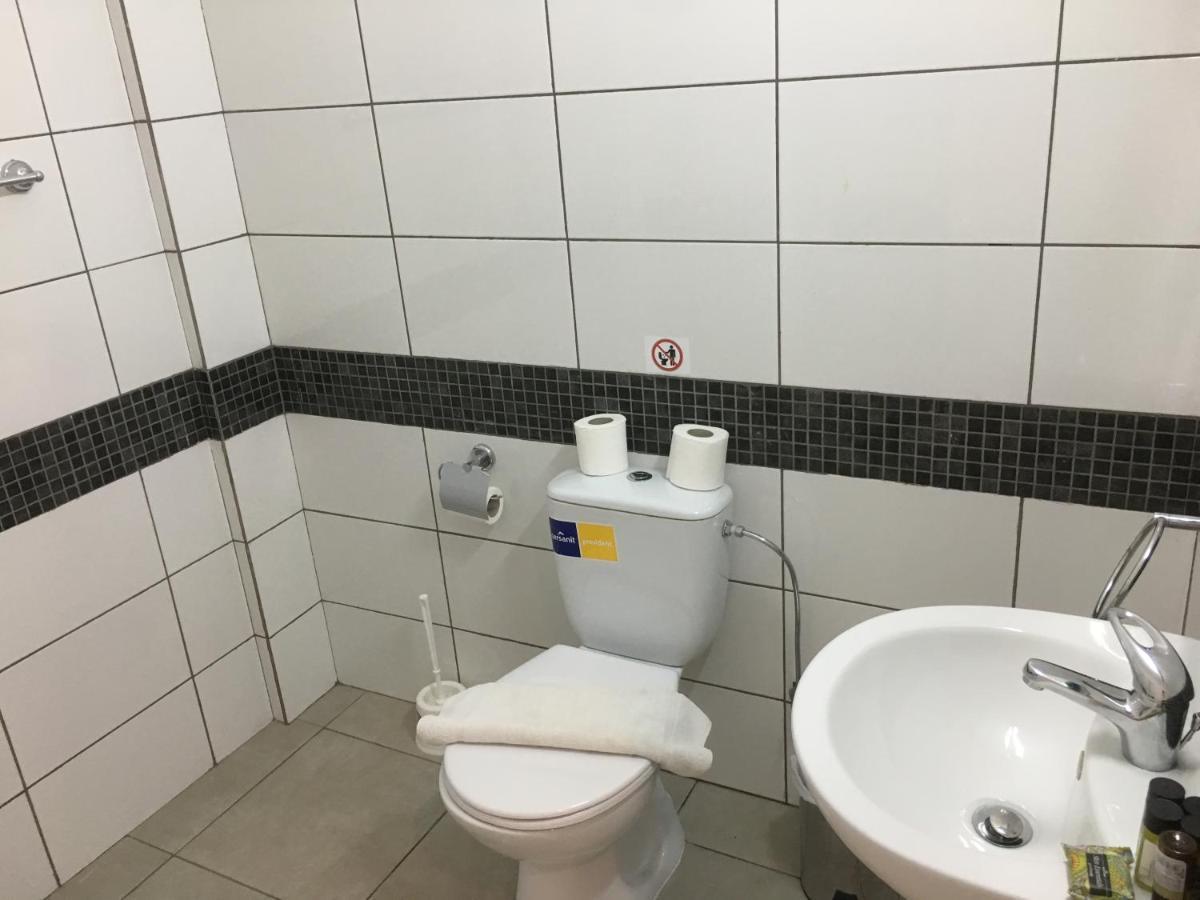 Flora Maria Hotel 3*