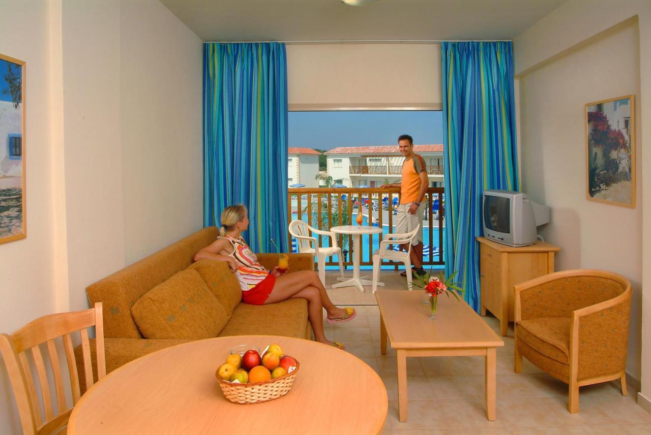 Tsokkos Paradise Village 4*