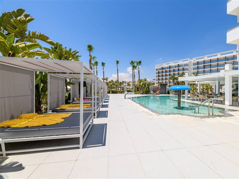 Tasia Maris Sands (adults Only) 4*