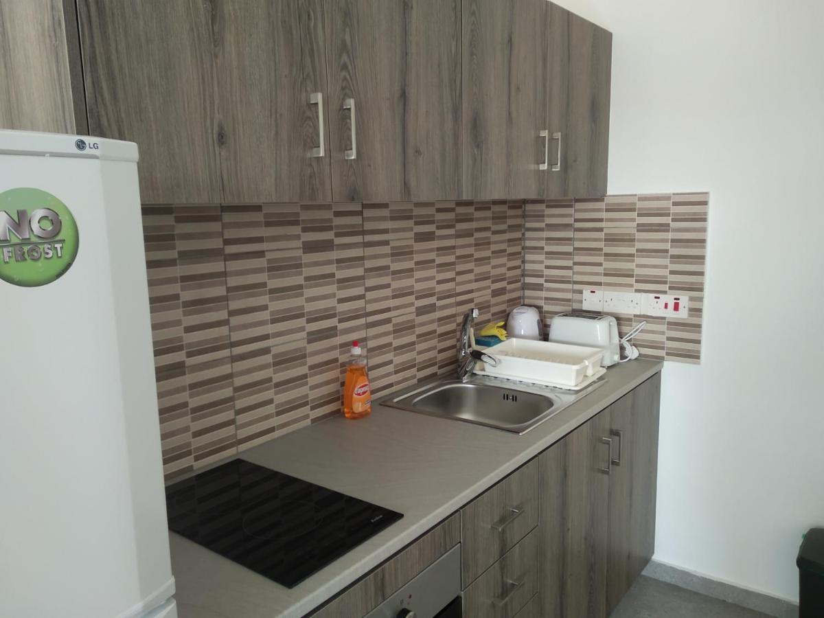 Apartment Modern Newly Furnished *