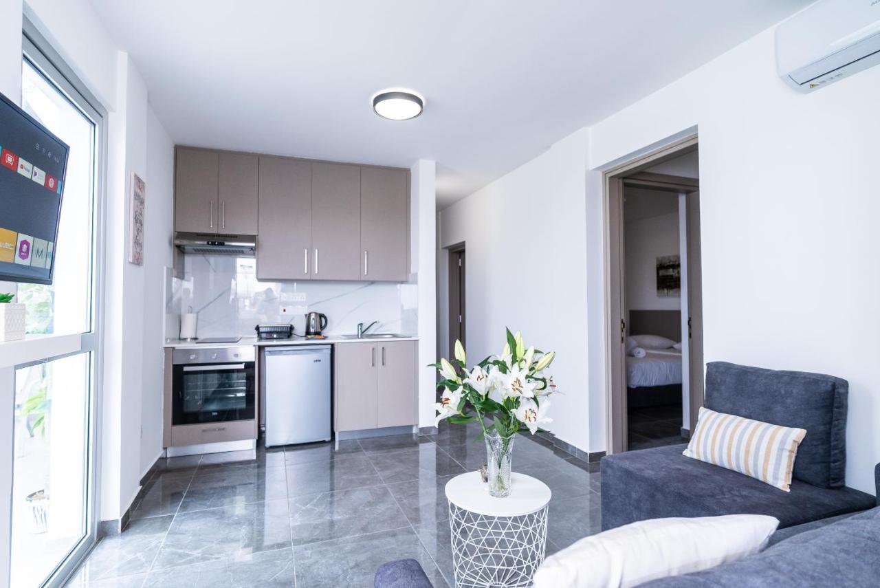 Spiros Luxury
