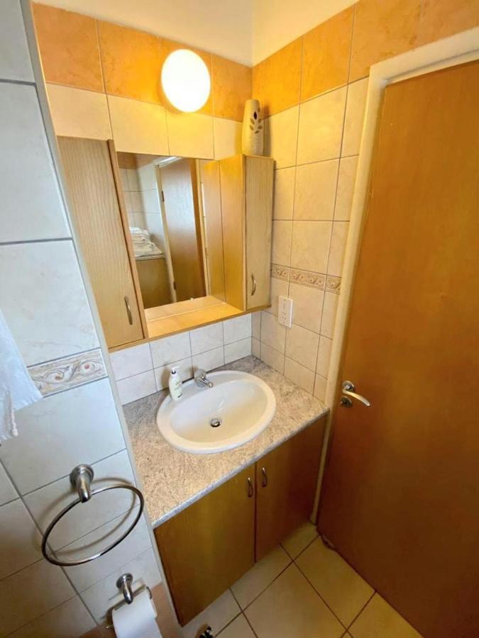 Denises B3 Apartment *