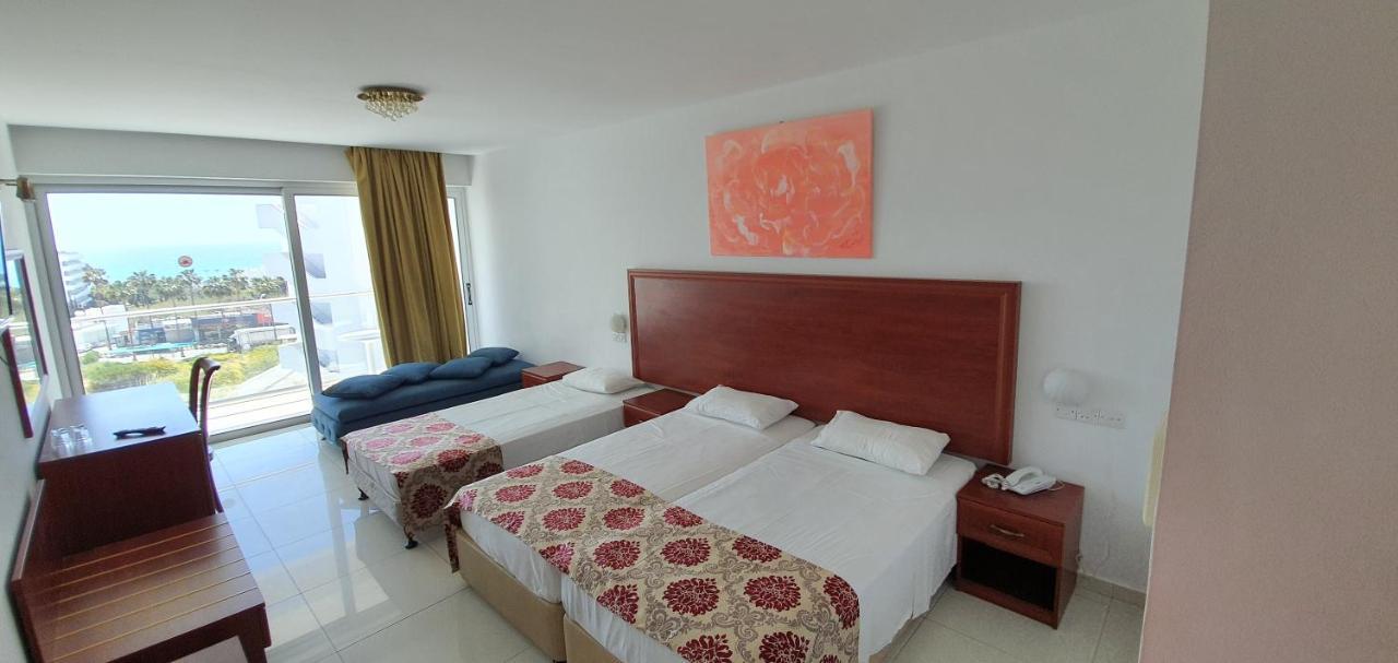 Corfu 4*