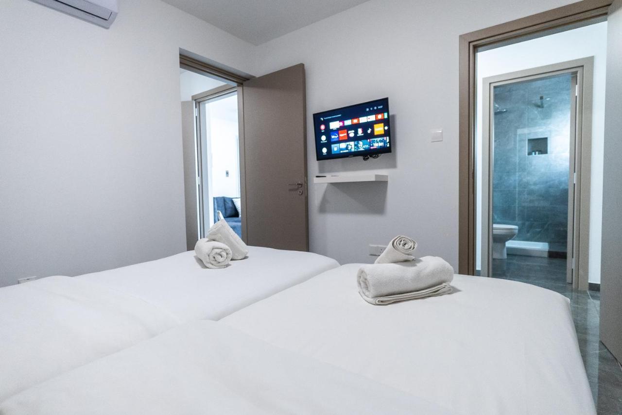 Spiros Luxury Apartamento *