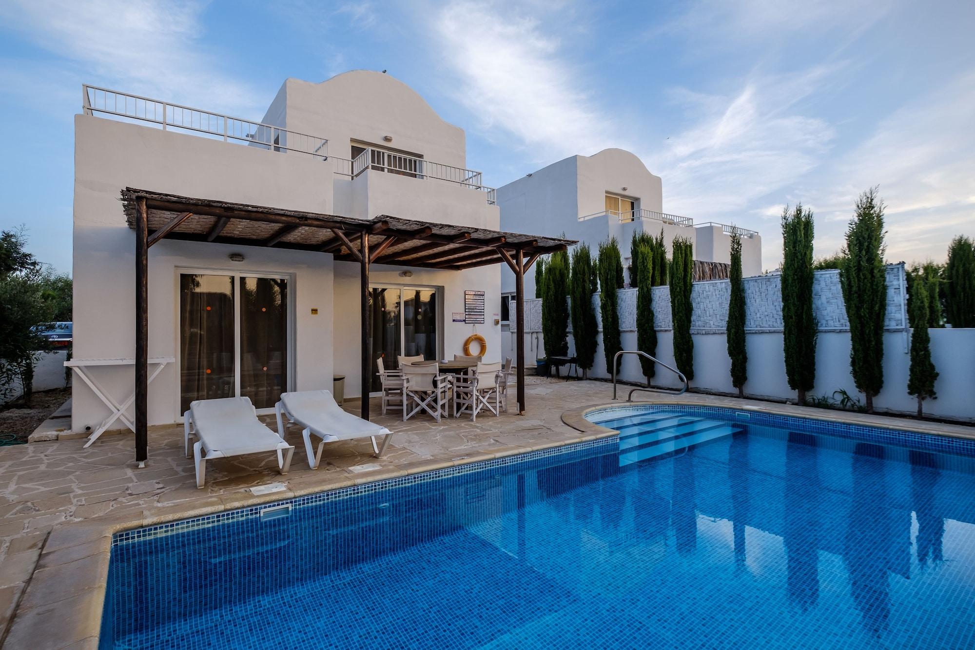 Thalassines * Ayia Napa